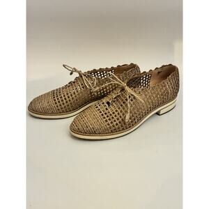 Stuart Weitzman Tan Woven Lace-Up Flats